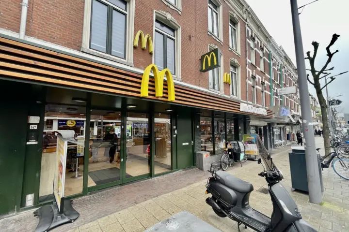 McDonald's Rotterdam Zwart Janstraat in Rotterdam