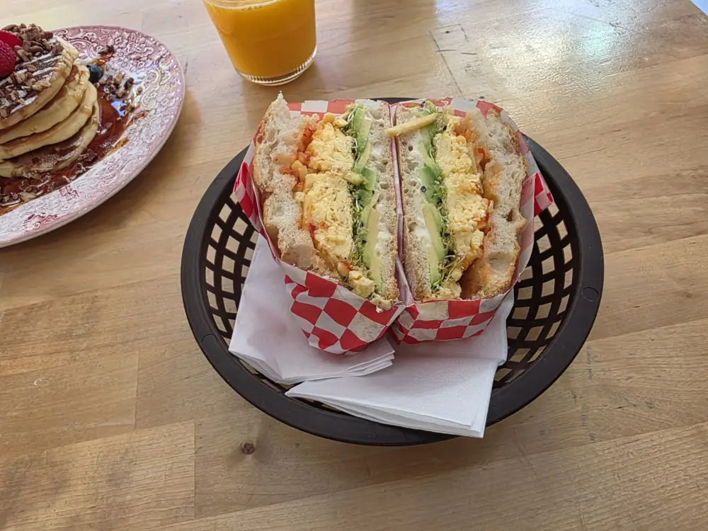 Restaurant Meneer De Boer Breakfast All Day in Eindhoven