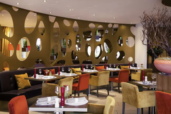 Mercure Hotel Groningen Martiniplaza in Groningen