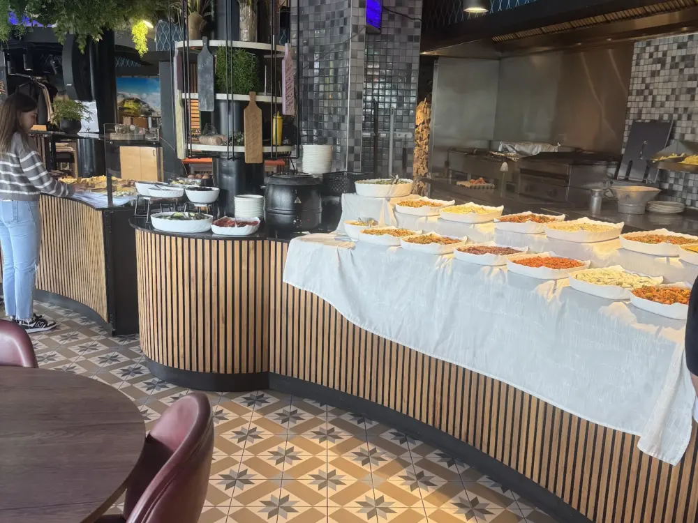 Restaurant Mewsim Osdorp in Amsterdam