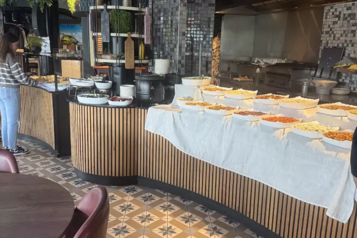 Restaurant Mewsim Osdorp in Amsterdam