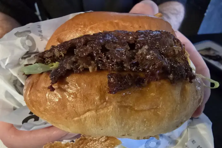 Restaurant Mimoza Smashburgers in Rotterdam