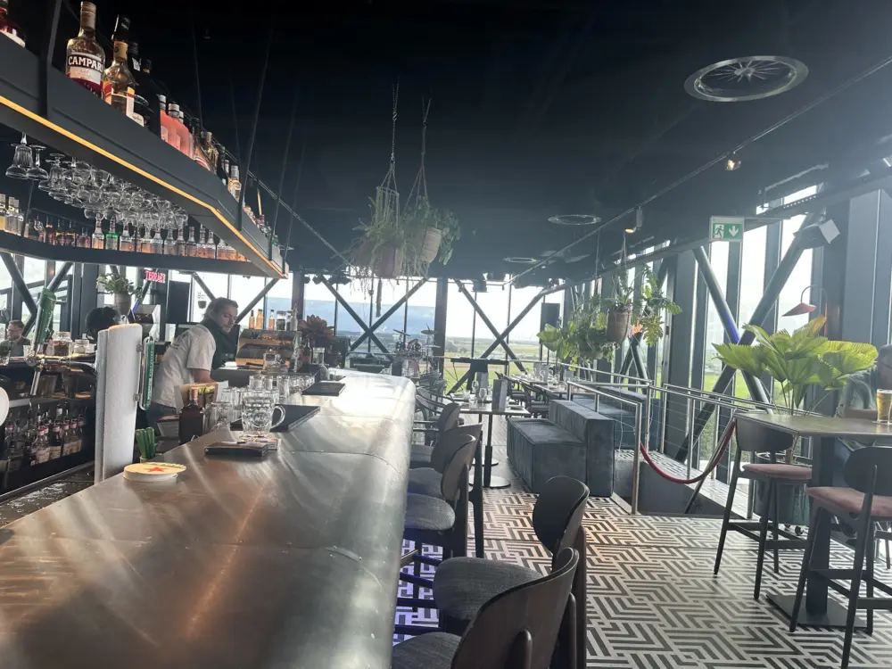 Restaurant Mondi SkyBar & Restaurant in Badhoevedorp