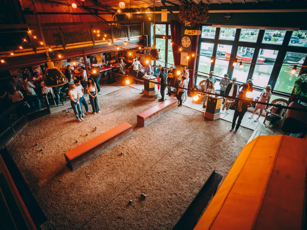 Restaurant Mooie Boules Amsterdam Oost in Amsterdam