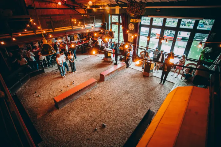 Restaurant Mooie Boules Amsterdam Oost in Amsterdam