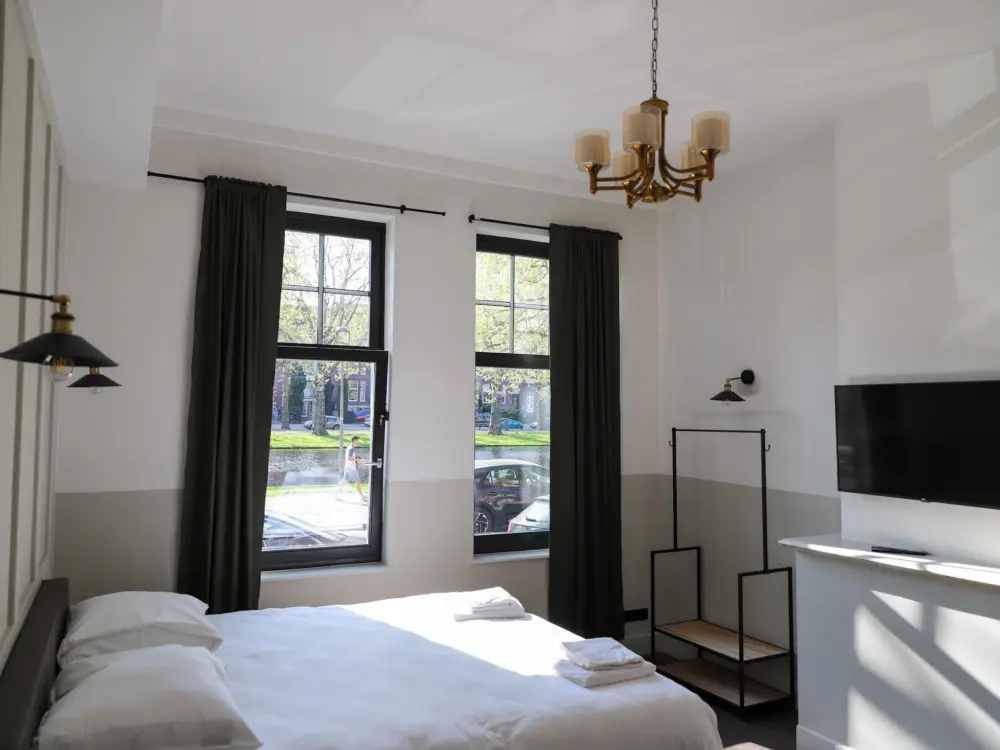 Hotel Mr. Lewis in Rotterdam