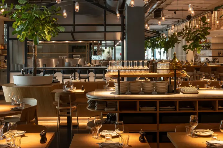 Restaurant NENI Amsterdam in Amsterdam