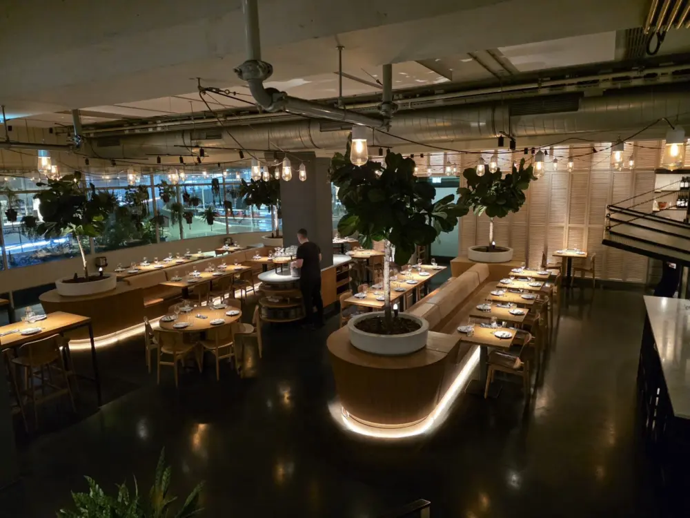 Restaurant NENI Amsterdam in Amsterdam