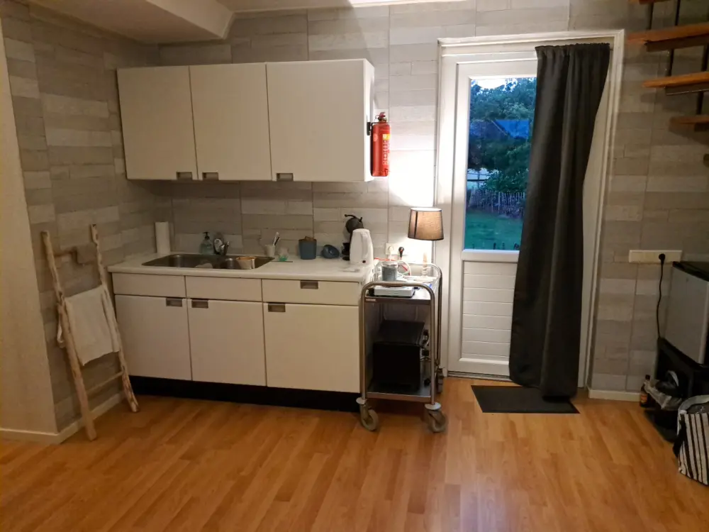 Bed & Breakfast Nieuw en modern bakhuisje, gehele woning in Apeldoorn