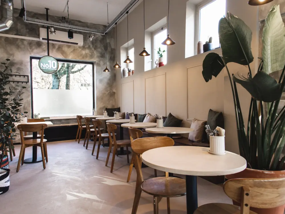 Restaurant Number Ten Cafe & Bakery Rotterdam in Rotterdam