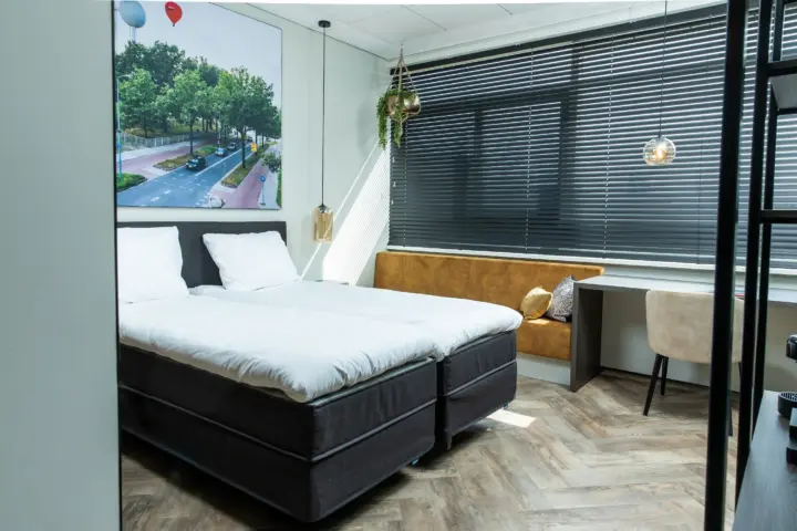 Hotel Onderwijshotel De Rooi Pannen Eindhoven in Eindhoven