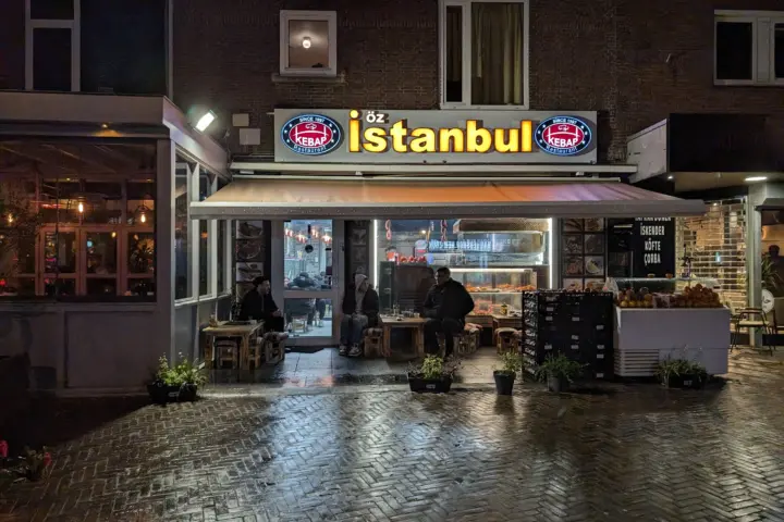 Restaurant Öz Istanbul in Eindhoven