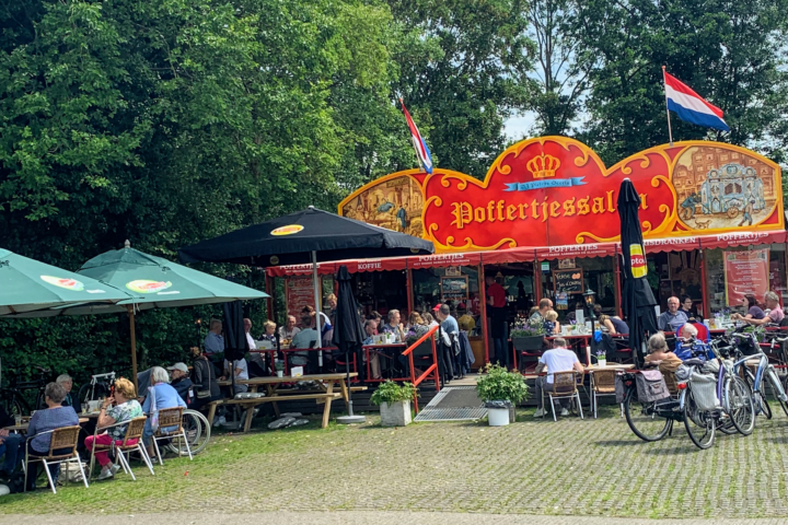 Pannenkoeken-Poffertjes Restaurant Amstelland Ouderkerk aan de Amstel Geopend Maart t/m oktober in Ouderkerk aan de Amstel