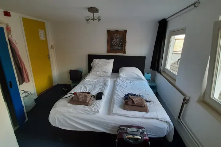 Pink Hotel B&B Lela in Valkenburg