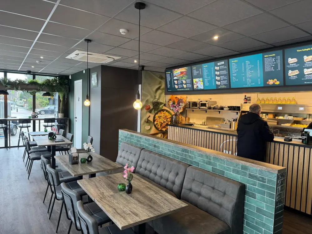 Restaurant Plaza Sluisplein in Ouderkerk aan de Amstel