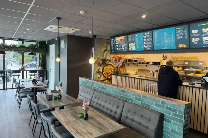 Restaurant Plaza Sluisplein in Ouderkerk aan de Amstel