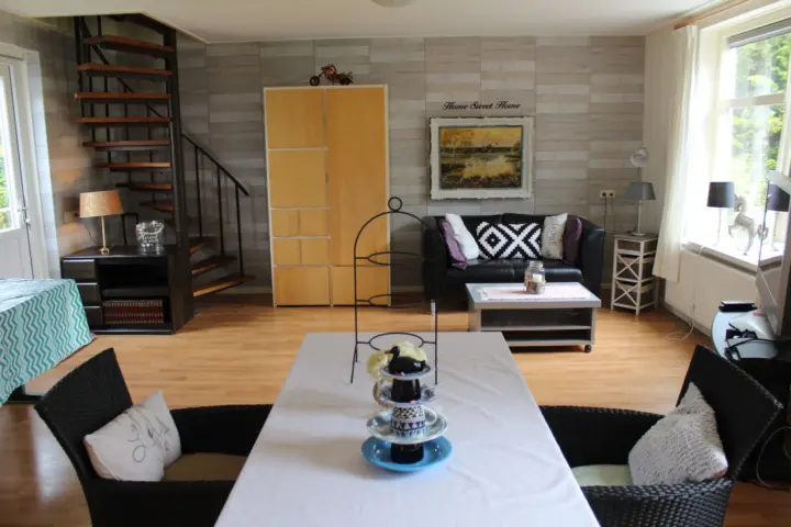 Bed & Breakfast Praktijk Klaverweitje.nl, Paardencoaching/Opleidingen/B&B in Apeldoorn