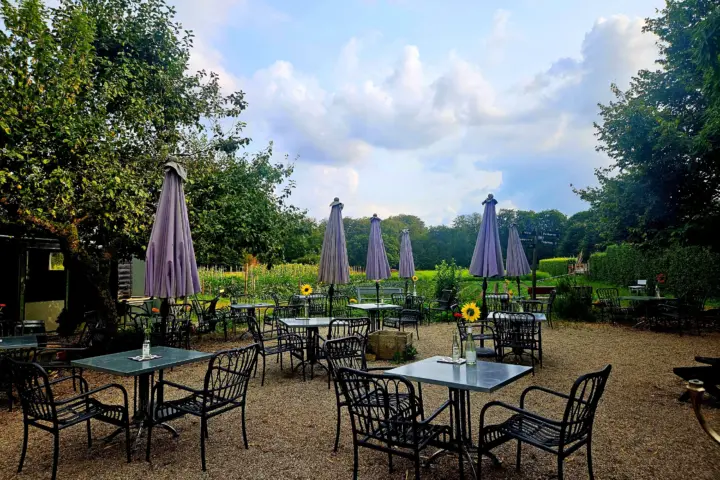 Restaurant Proeflokaal De Serre in 's-Graveland