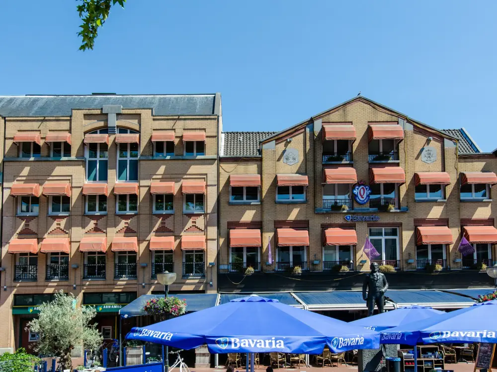 Queen Hotel Cafe Restaurant in Eindhoven
