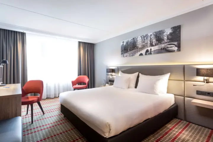 Hotel Ramada by Wyndham Amsterdam Airport Schiphol in Badhoevedorp