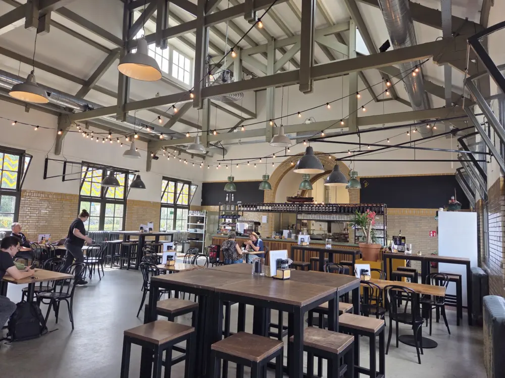 Restaurant RDM Kantine in Rotterdam