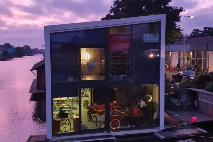 Bed & Breakfast Reiwa in Amsterdam