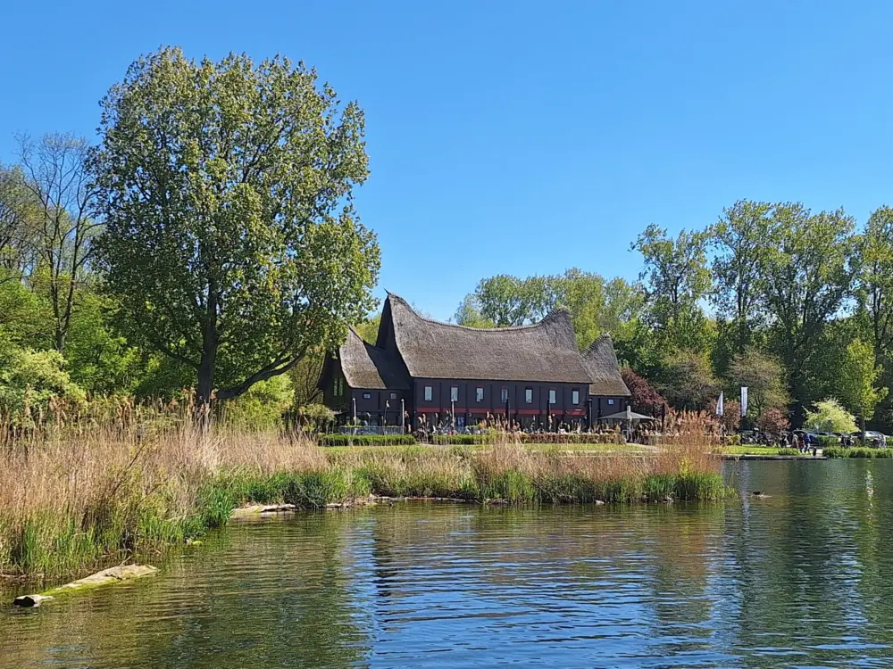 Restaurant Minang Kabau in Rotterdam