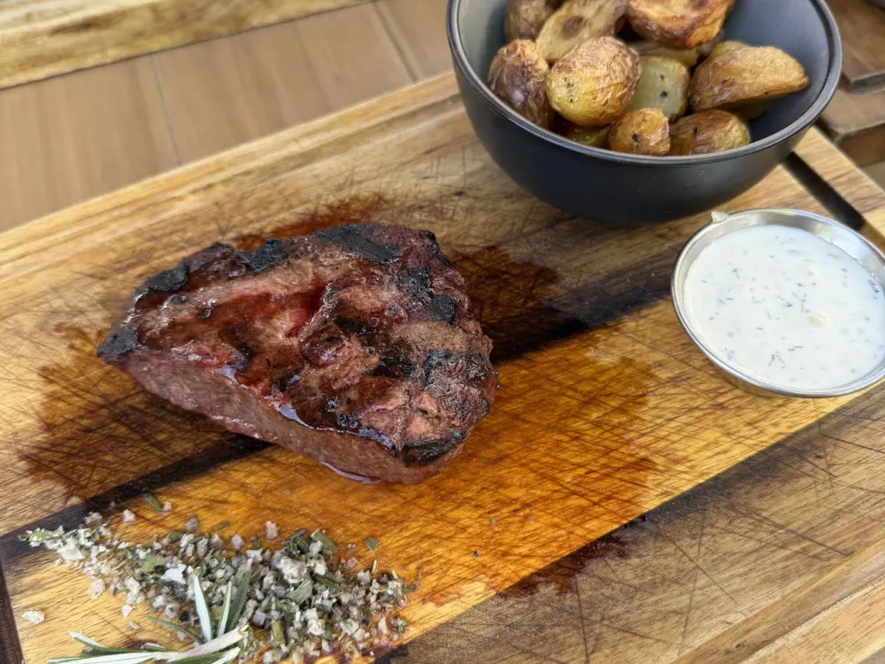 Restaurant ROAST Bar & Grill in Hilversum