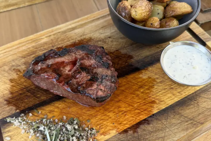 Restaurant ROAST Bar & Grill in Hilversum