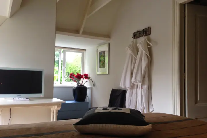 Bed & Breakfast ROOM One-Twenty-One in Naarden