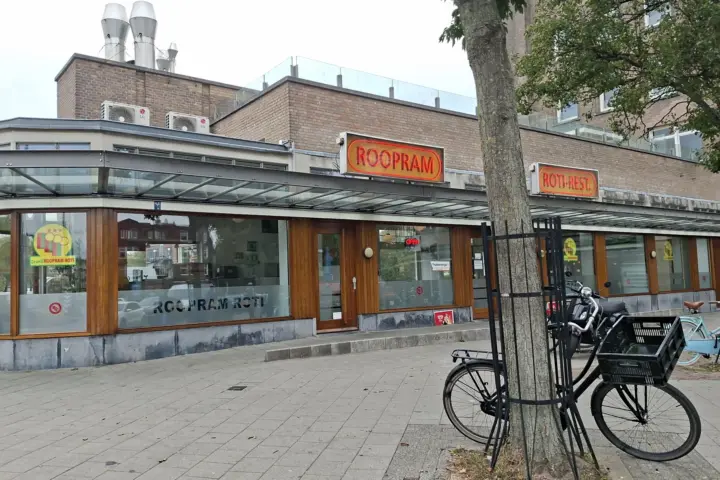 Restaurant Roopram Roti Rotterdam in Rotterdam