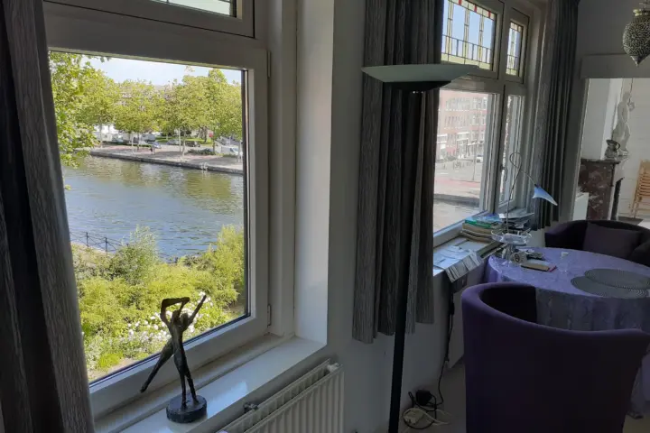 Sam's Place in Rotterdam