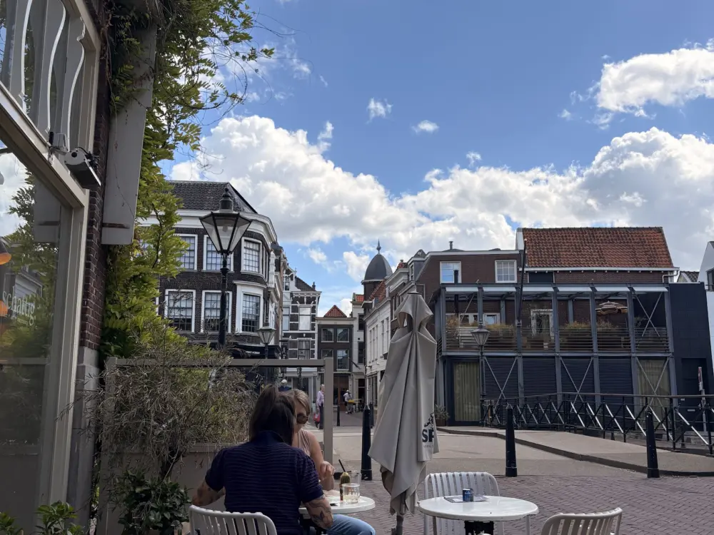 schattig. in Schiedam
