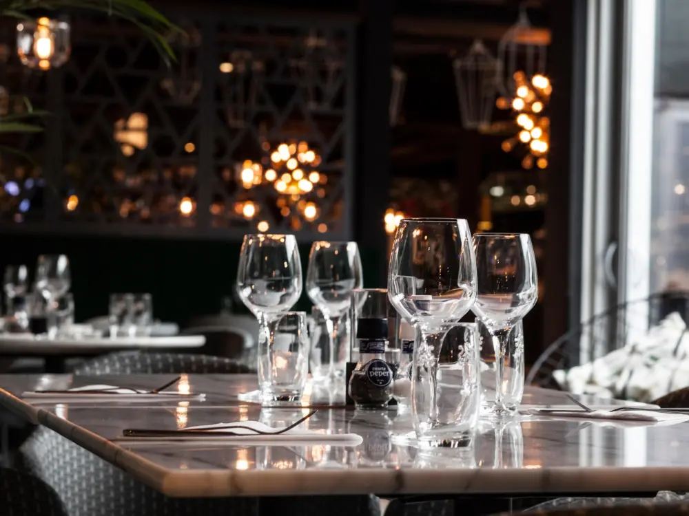 Skymaster Restaurant & Bar in Schiphol