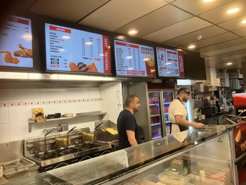 Restaurant Snackbar Ernos in Amsterdam