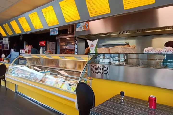 Restaurant Snackbar Kip Royaal in Rotterdam