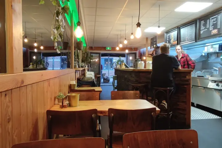Restaurant Snackbar Lekkerrr in Ouddorp
