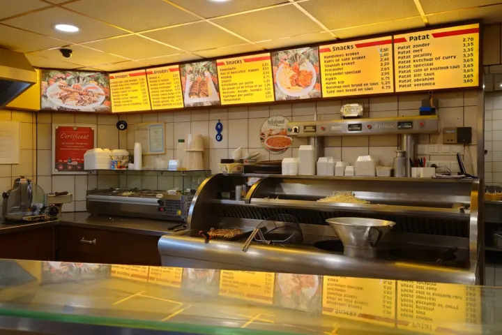 Snackbar Veronica - IJs & Pizzeria in Ouderkerk aan de Amstel