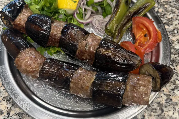 Restaurant Sofra grillhouse adana kebap/yaprak donerkebab in Apeldoorn