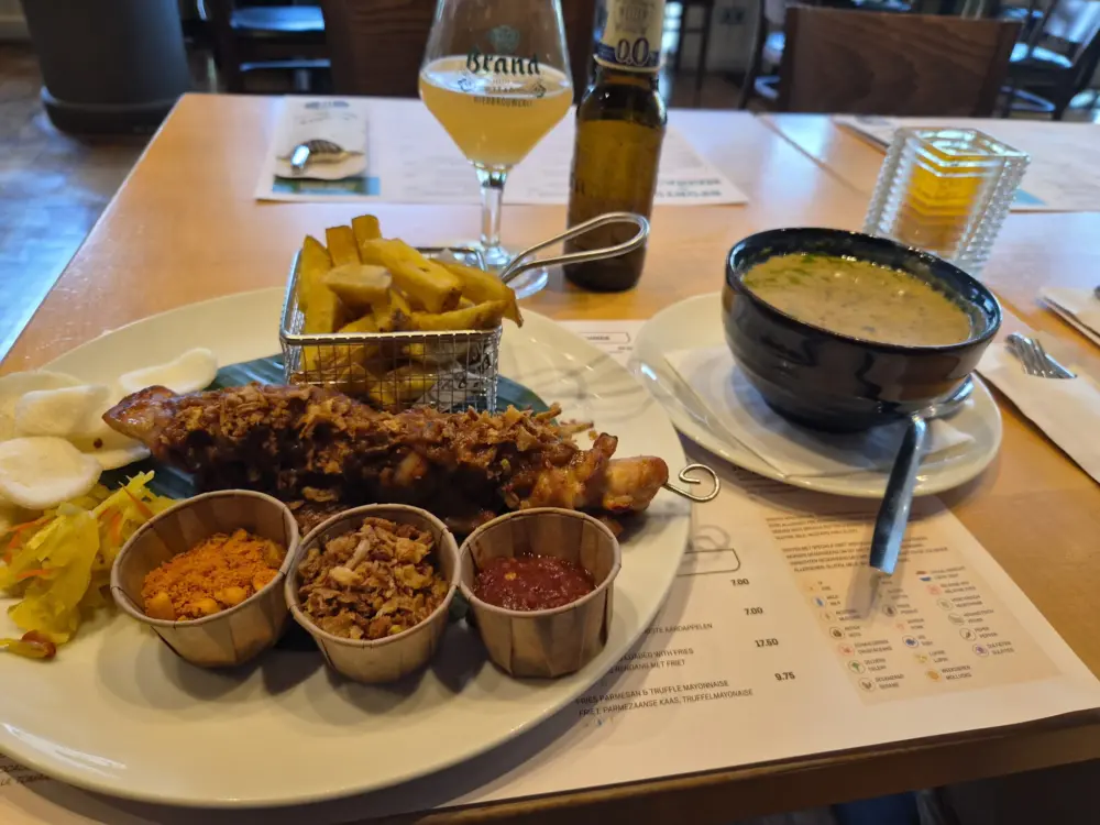 Restaurant Sports and mediabar in Schiphol