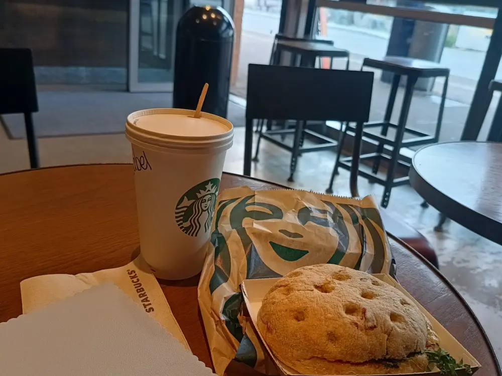 Restaurant Starbucks in Hilversum