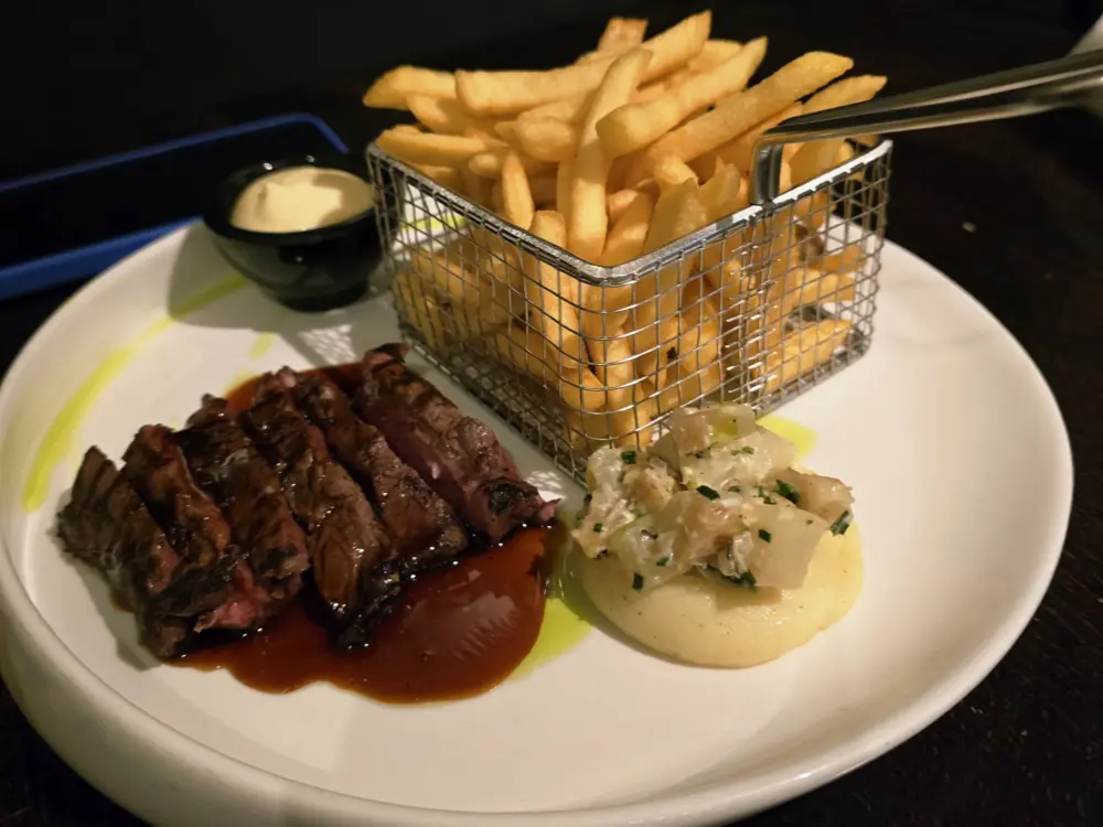 't Schouwtje Lunch, Drinks, Bites & Diner in Ouddorp