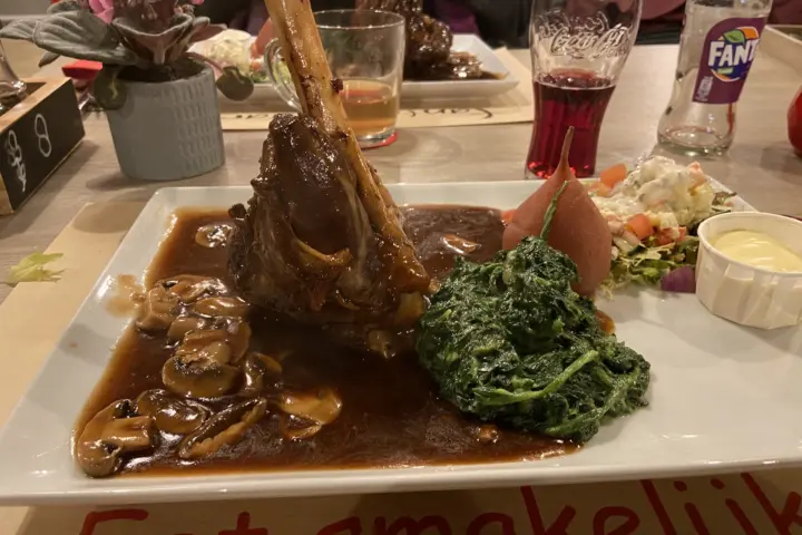 Restaurant Tante Sjaar in Rotterdam