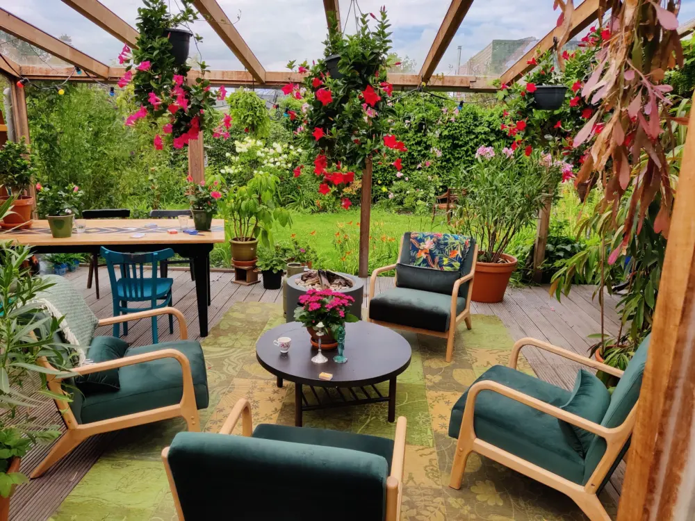 Bed & Breakfast The Explorers Hostel in Zuidwolde