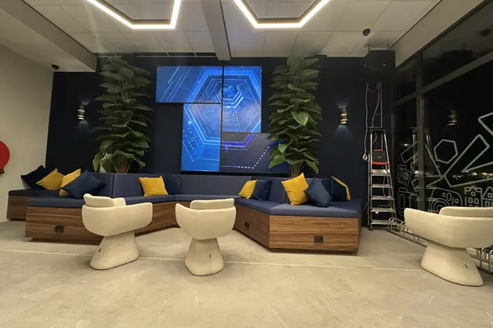 Hotel The Hyve Capsule hostel Amsterdam in Amsterdam