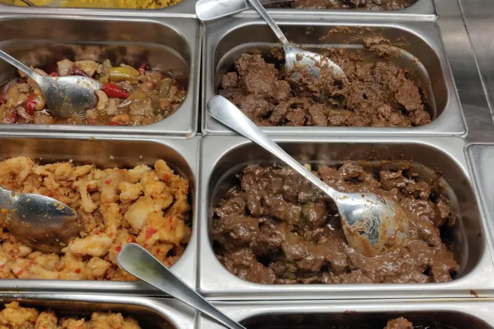 Restaurant Toko Jeanny in Rotterdam