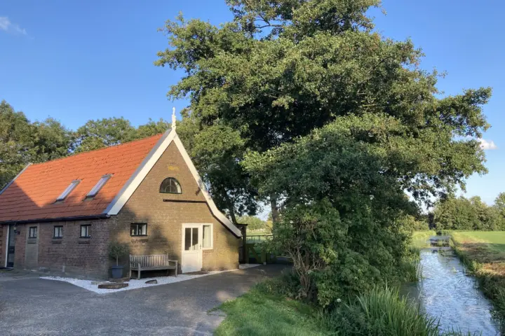 Vakantiehuis huren Sneek Friesland 2, 4, 6 of 8 personen - Boerderijhuisje22 - landelijk logeren - 3 slaapkamers - vrijstaand in Loënga