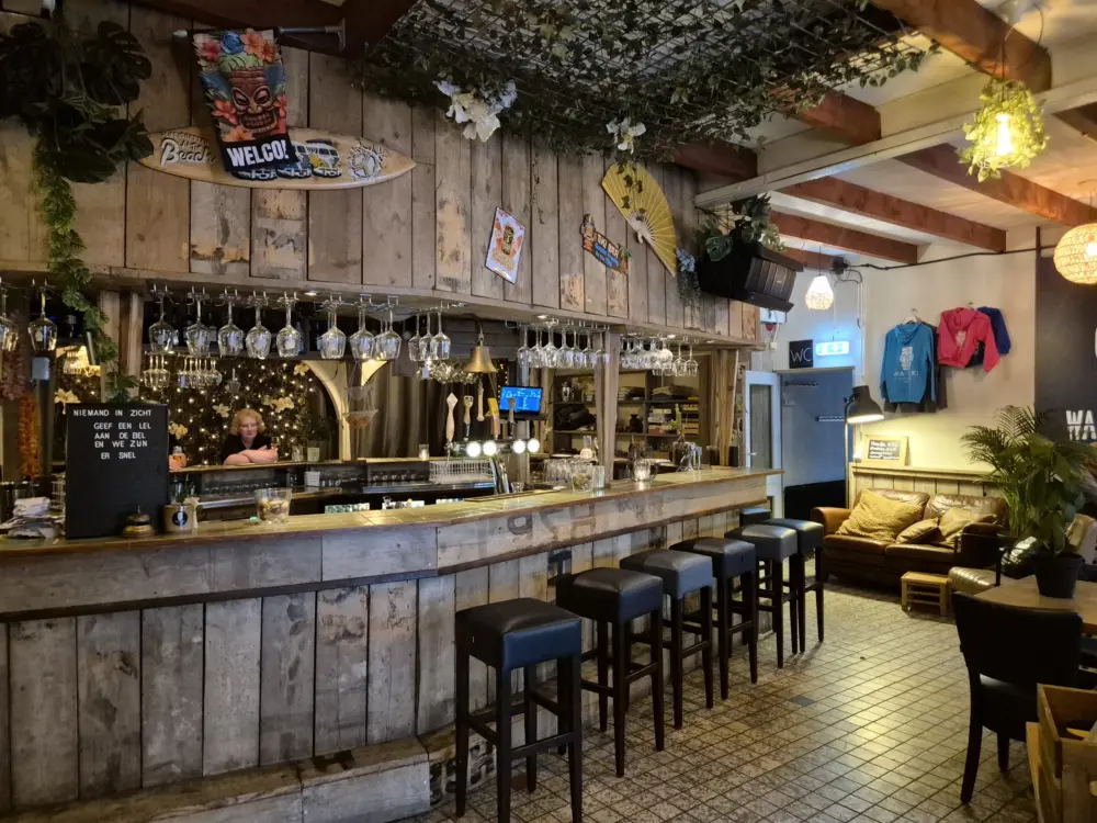 Restaurant Waikiki Foodbar in Renesse