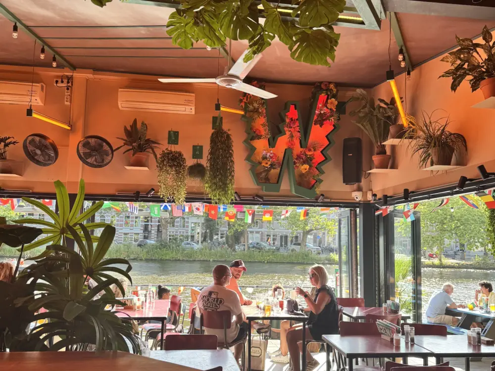Restaurant Waterkant in Amsterdam