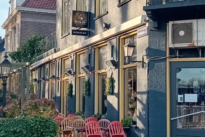 Restaurant Waterloo Bar in Groningen